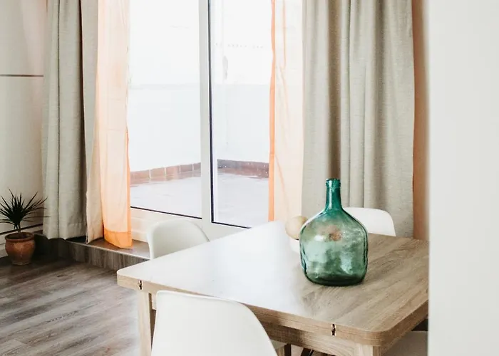 Atico Puerta Almodovar Apartment *